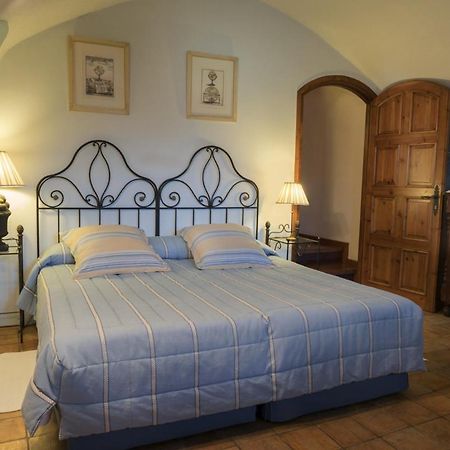 El Castell De Ciutat - Relais & Chateaux La Seu d'Urgell Zewnętrze zdjęcie