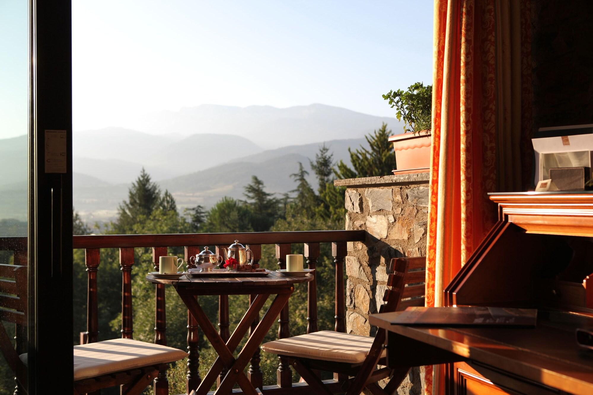 El Castell De Ciutat - Relais & Chateaux La Seu d'Urgell Zewnętrze zdjęcie