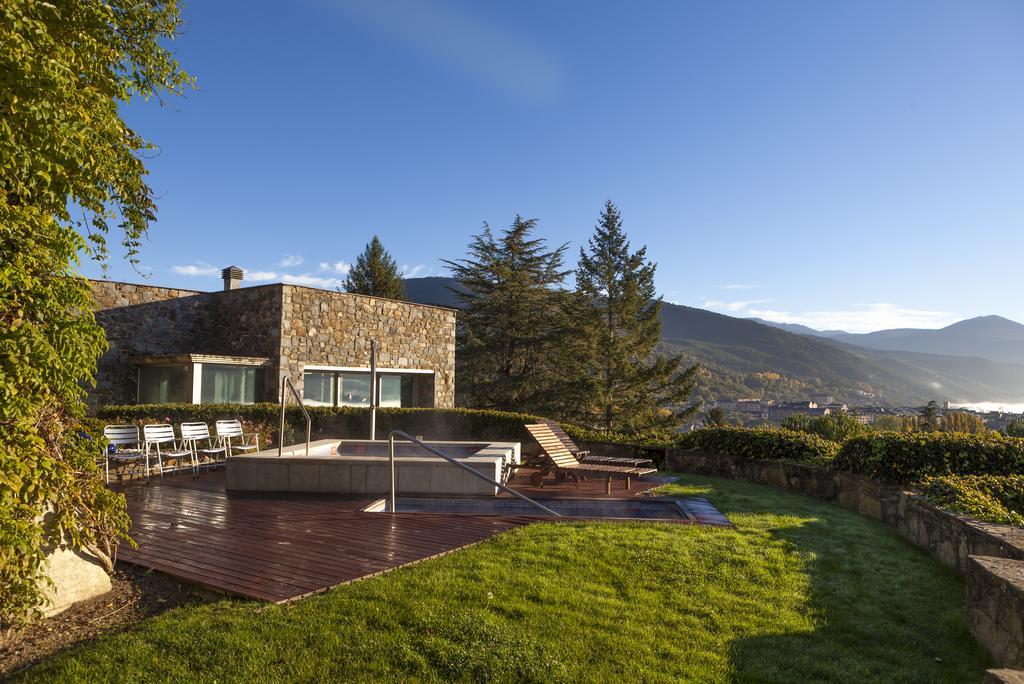 El Castell De Ciutat - Relais & Chateaux La Seu d'Urgell Zewnętrze zdjęcie