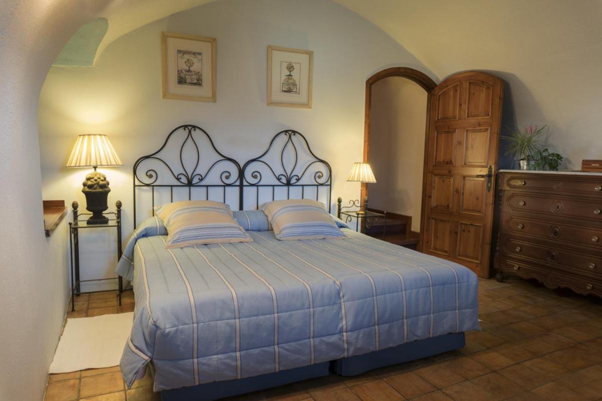 El Castell De Ciutat - Relais & Chateaux La Seu d'Urgell Zewnętrze zdjęcie